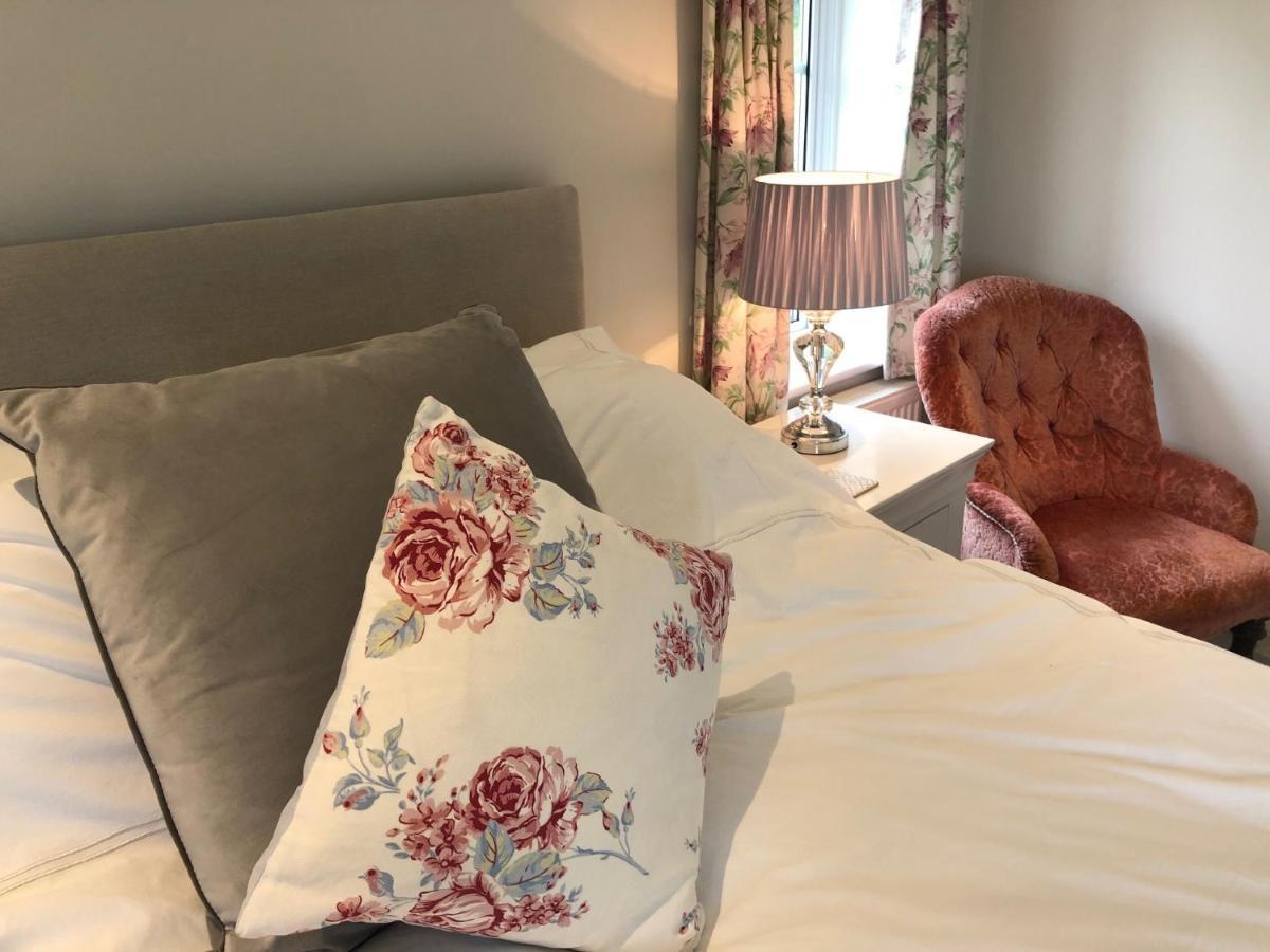 Whiteways Farmhouse Buckland Newton 외부 사진